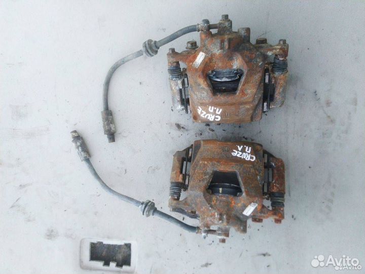 Суппорт передний Chevrolet Cruze 2009-2016