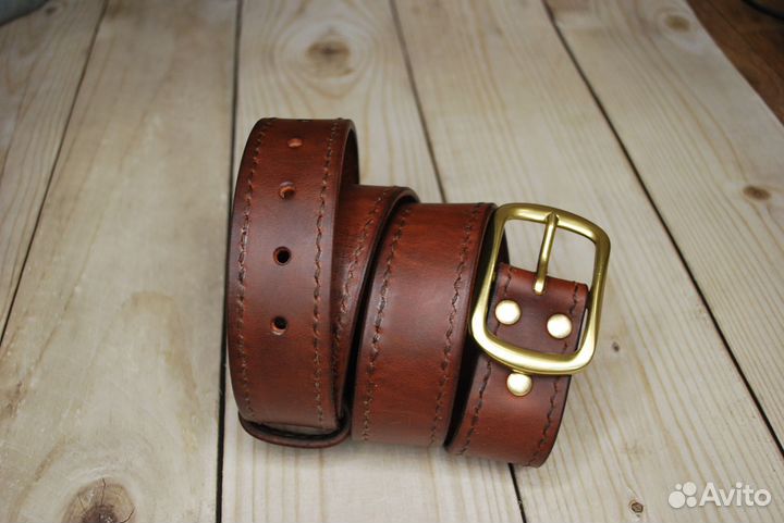 Мужской кожаный ремень