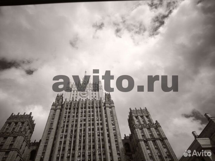 Пленочные фотографии здания мид г. Москвы