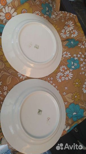 Тарелки плоские