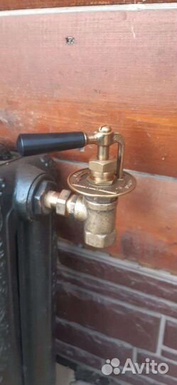 Шикарная чугунная батарея, новая