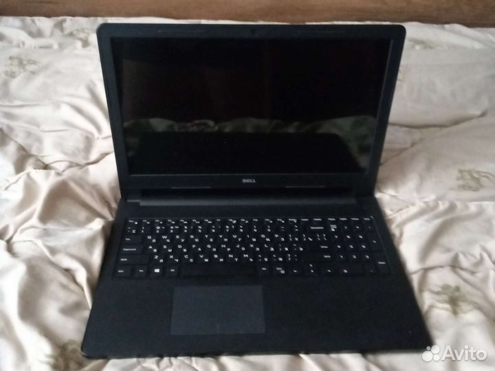 Ноутбук dell inspiron 15