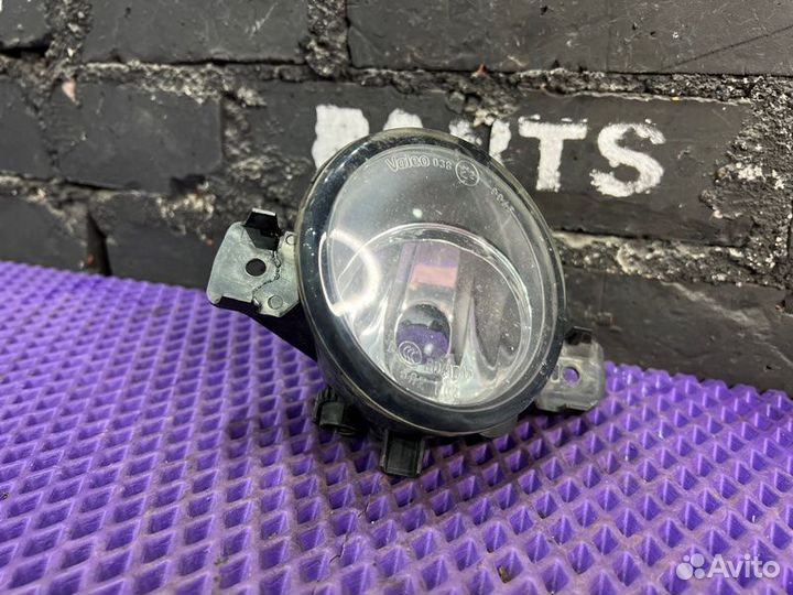 Фара противотуманная левая Nissan X-Trail