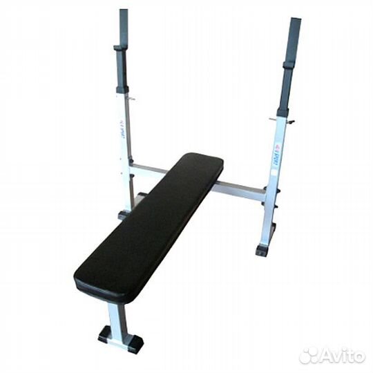 Скамья для жима лежа горизонтальная со стойками