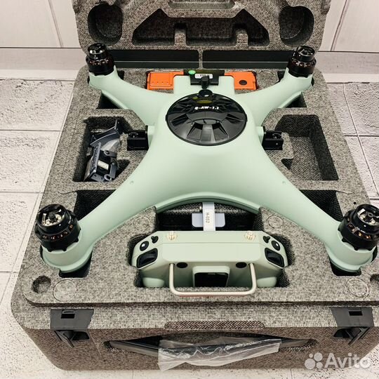 Новый коптер SwellPro SplashDrone 4 с подвесом