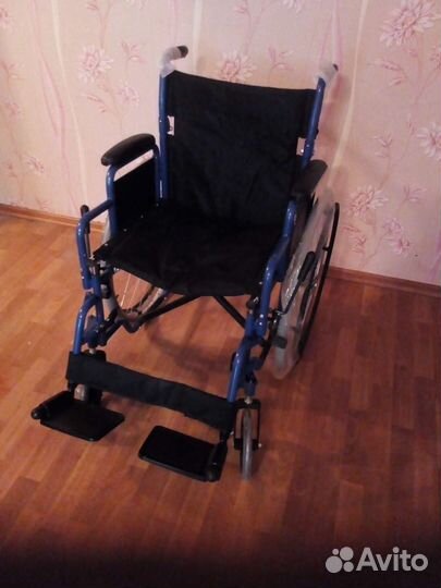 Коляска инвалидная. Новая