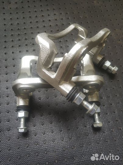 Скобы суппорта заднего Солярис/Рио