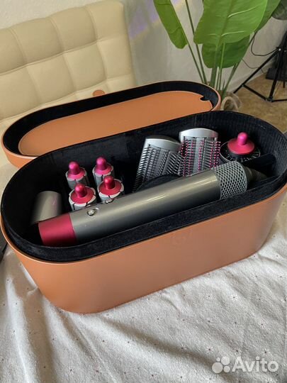 Стайлер Dyson HS01