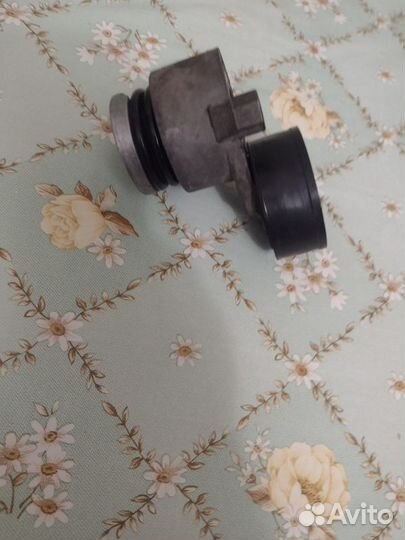 Ролик натяжителя рено