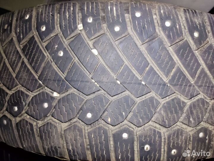 Continental Conti4x4IceContact 235/65 R17