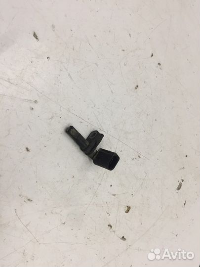 Датчик ABS задний правый (Volkswagen Touareg)