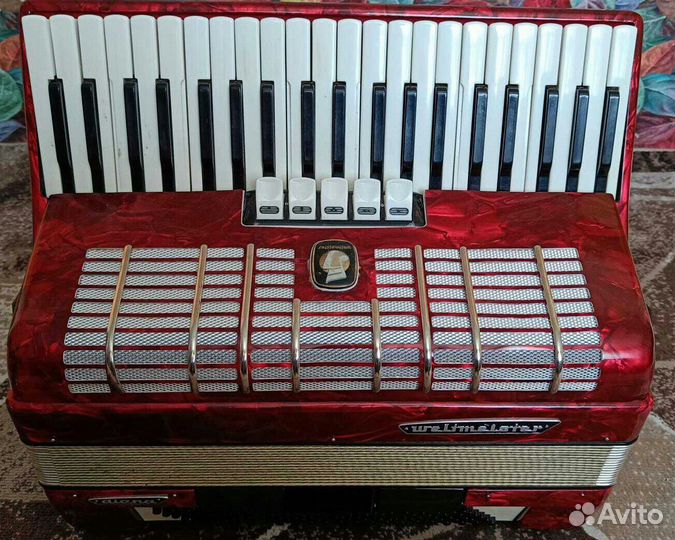 Баян Аккордеон