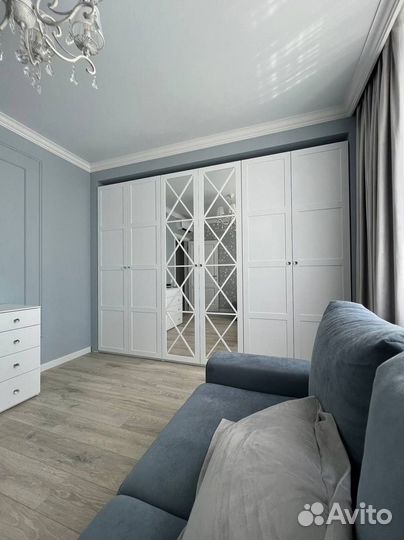 Шкаф распашной Белый