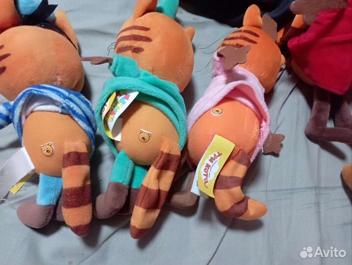 Мягкие игрушки 3 кота