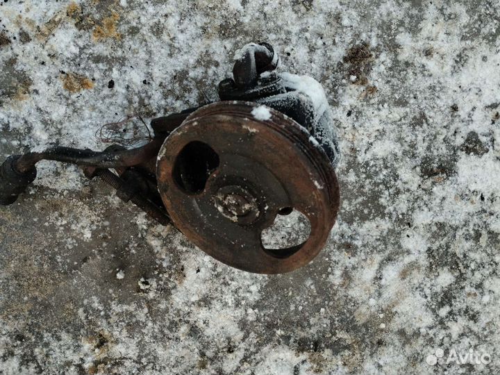 Насос гура киа Рио 1