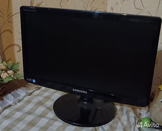 Монитор на запчасти