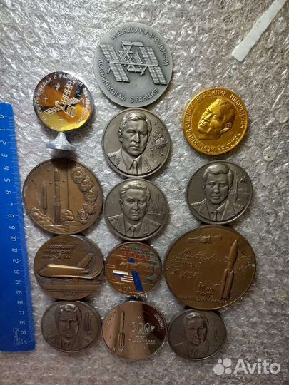 Редкие настольные медали космос