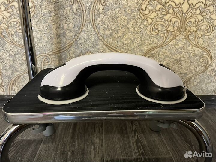 Вакуумный поручень для ванньй