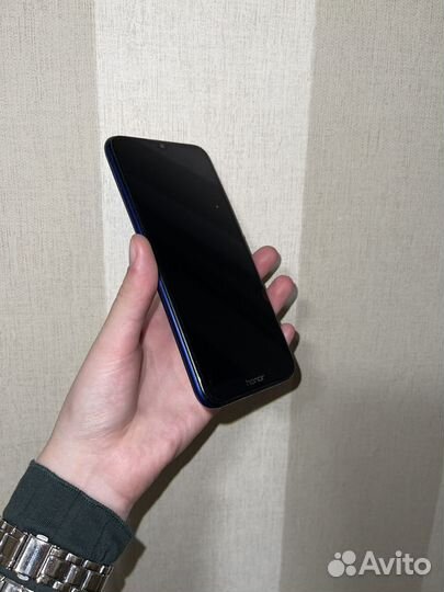 HONOR 8A, 2/32 ГБ
