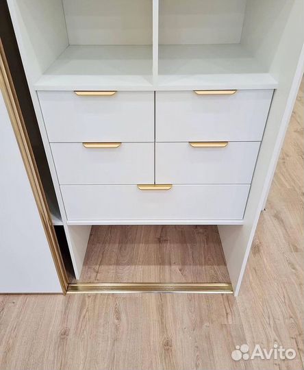 Шкафы купе на заказ. Кратчайшие сроки