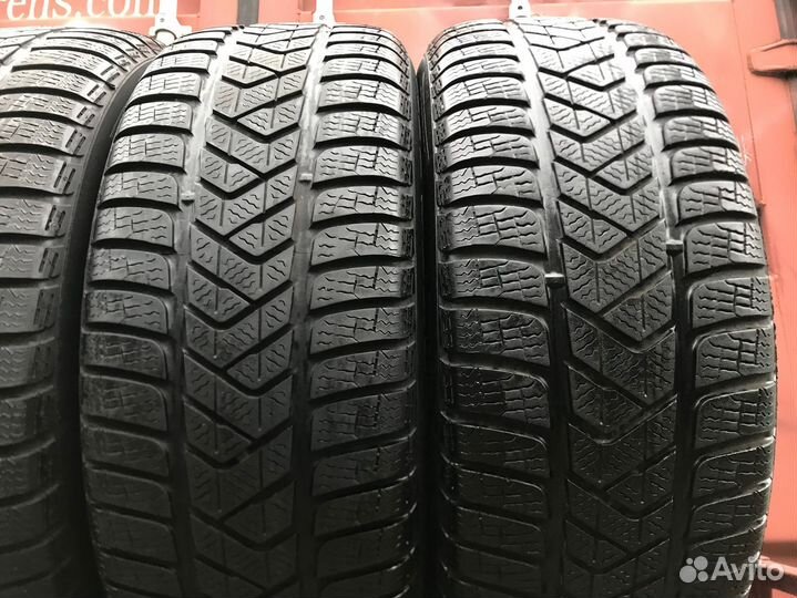 Pirelli Winter Sottozero 3 235/55 R17 93N