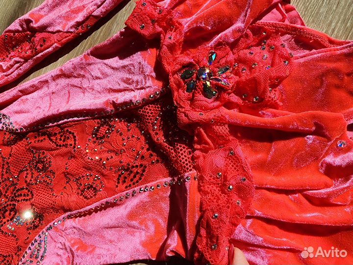 Купальник гимнастический