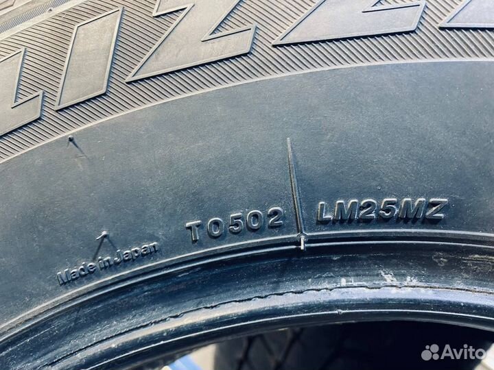 Bridgestone Blizzak LM-25 4x4 215/70 R16 100T