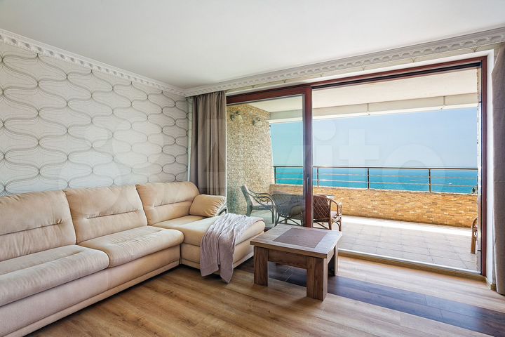 2-к. квартира, 85 м², 7/12 эт.