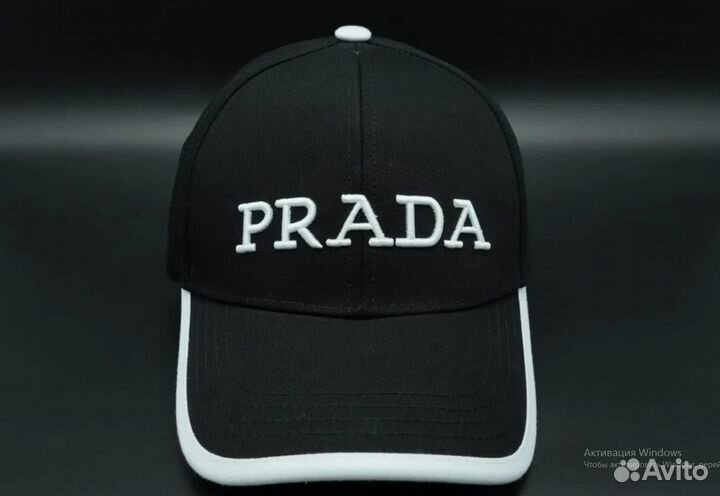 Кепка женская черная Prada