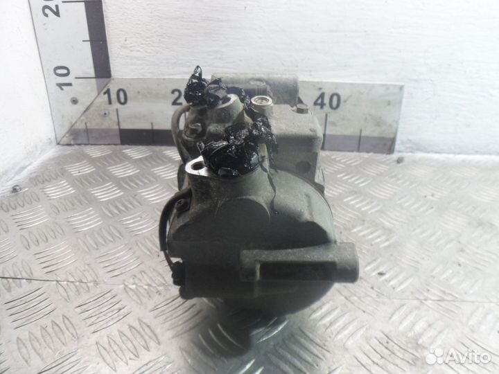 Компрессор системы кондиционирования Mercedes-Benz