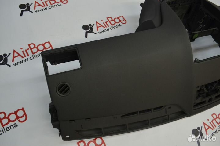 Торпедо панель приборов Mercedes E 2009