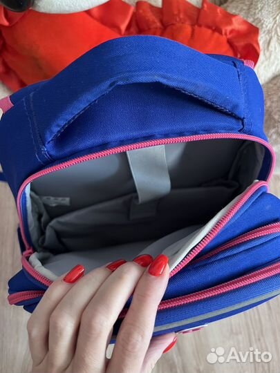 Рюкзак школьный с ортопедической спинкой
