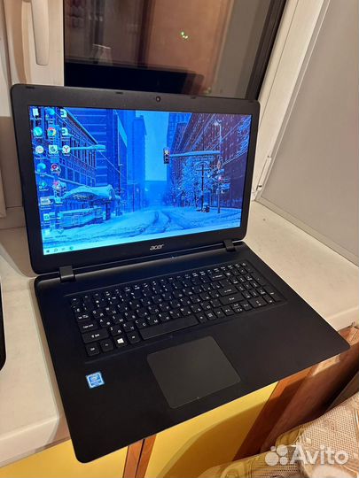 Acer aspire ES1-732