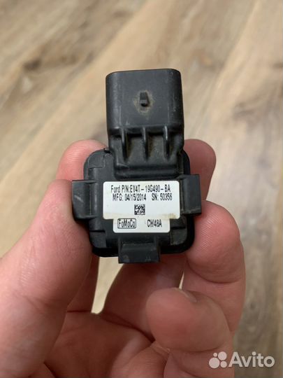 Камера заднего вида ford kuga 2