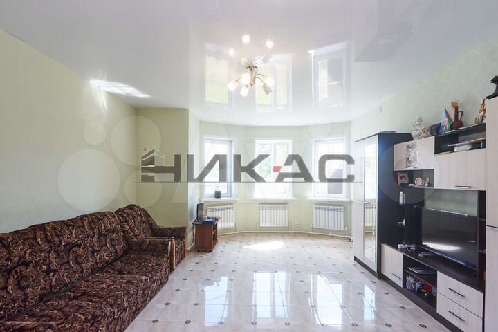 Коттедж 177,5 м² на участке 9,3 сот.