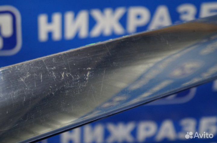 Накладка двери багажника Nissan Pathfinder R52