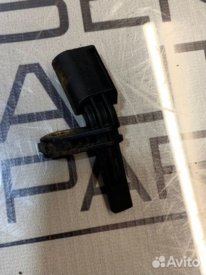 Датчик abs передний правый Volkswagen Passat B6