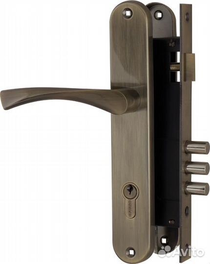 Замок Fuaro врезной цилиндровый с защёлкой