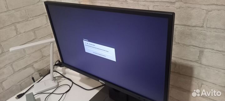 Монитор Dell 22