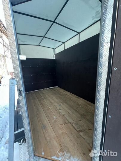 Прицеп Коневозка