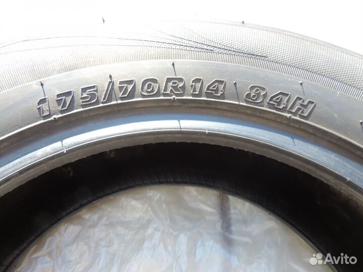 Kumho Solus HS61 175/70 R14