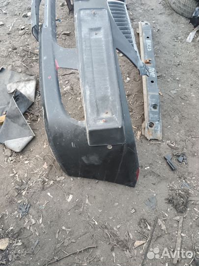 Бампер передний Mitsubishi Lancer 9