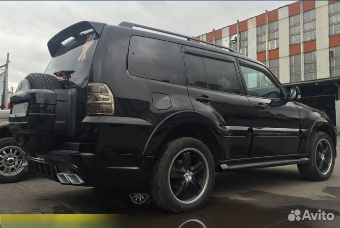 Задний бампер GT Mitsubishi Pajero 4