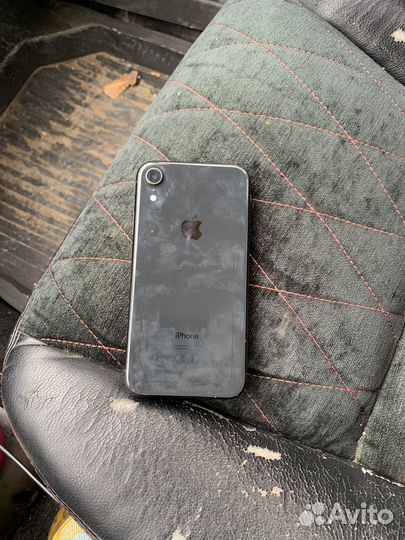iPhone Xr, 64 ГБ