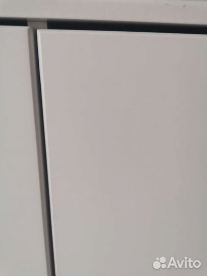 Тумба под телевизор подвесная