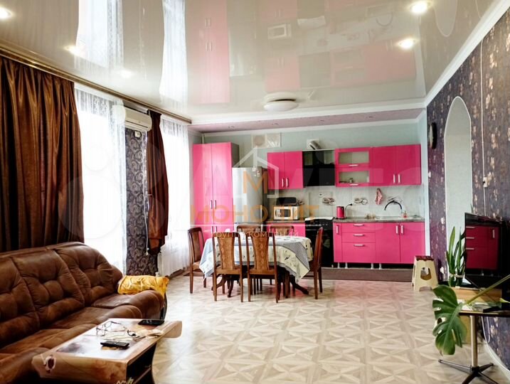 Дом 127,4 м² на участке 3,7 сот.