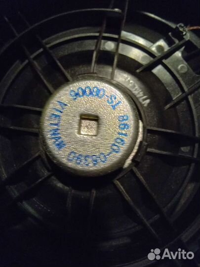 Тойота камри 50 динамик колонка