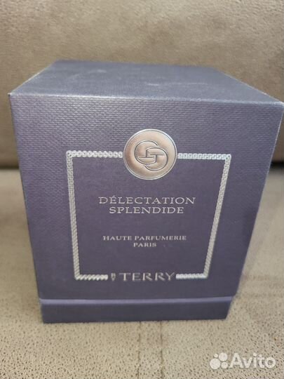 Délectation Splendide Terry DE Gunzburg