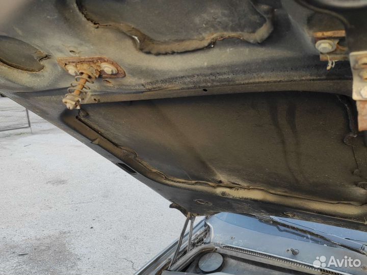 Капот volvo 440