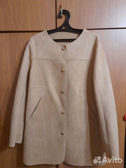 Новое пальто женское демисезонное 48